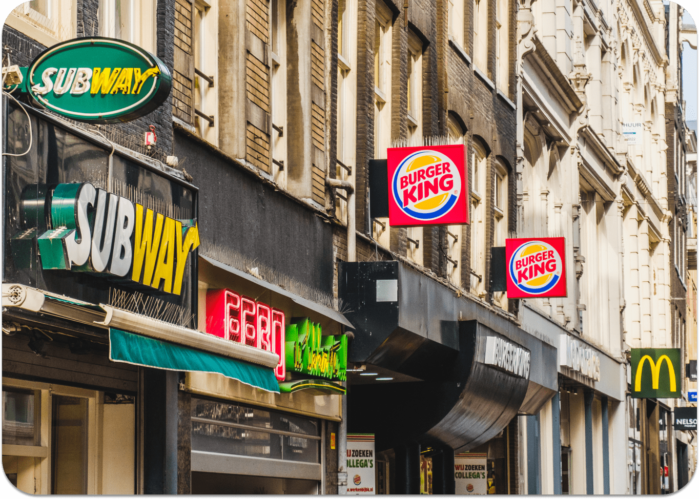 Top 10 Ways Adaptability and Customization Can Transform Your Franchise-min